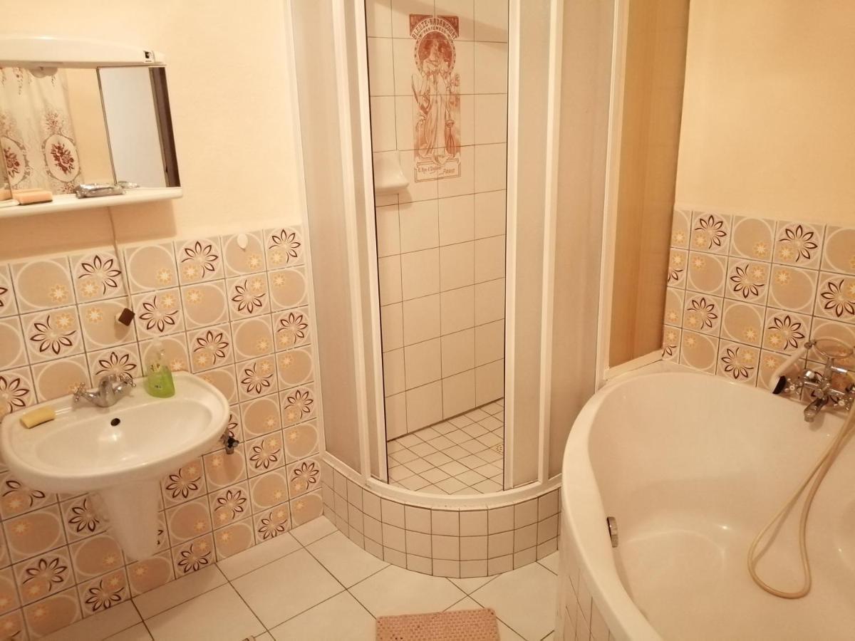 Apartmany Sedek Roprachtice 外观 照片
